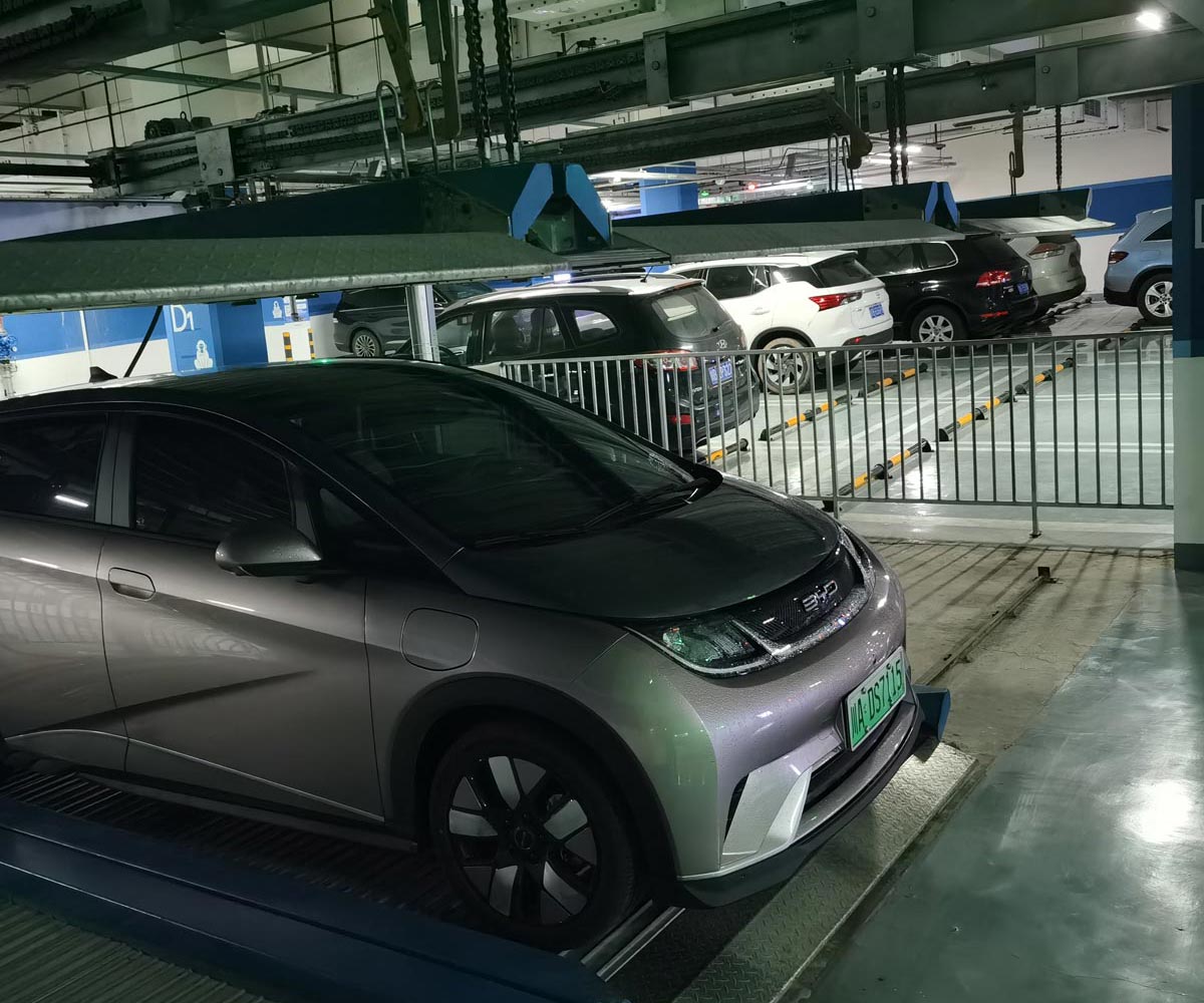 云巖上下升降機械車位拆除