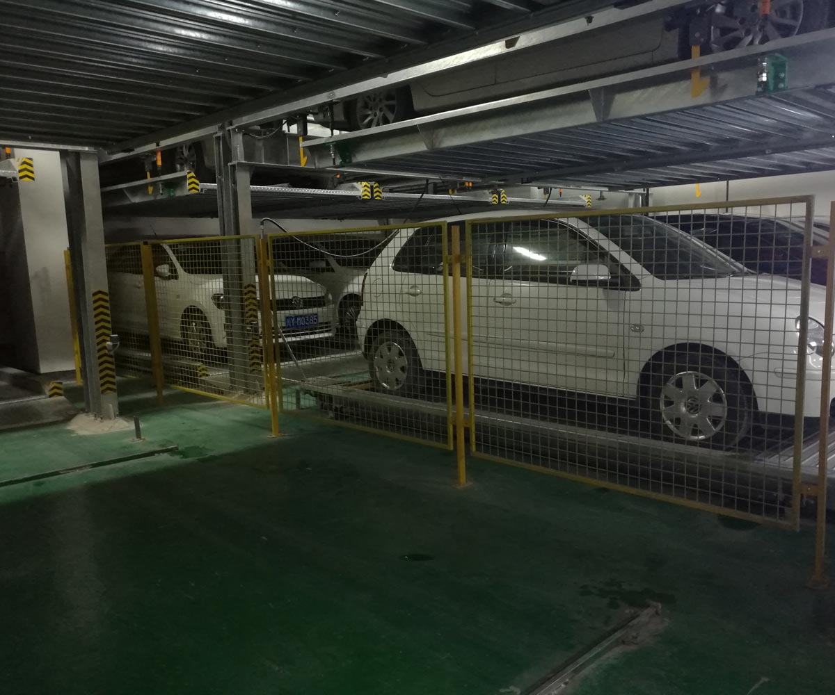七層升降橫移類立體車庫(kù)